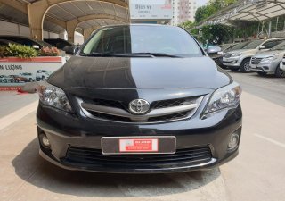 Toyota Corolla altis V 2013 - Bán ô tô Toyota Corolla altis V năm 2013, màu đen