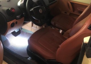 Volkswagen New Beetle 2003 - Cần bán lại xe Volkswagen New Beetle 2003, màu vàng, xe nhập, giá chỉ 450 triệu