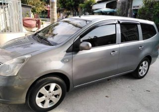 Nissan Grand livina 2011 - Bán Nissan Grand livina năm 2011, màu xám