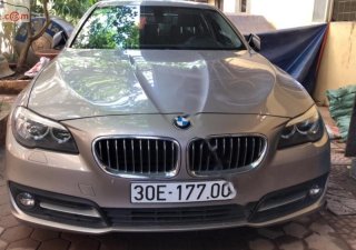 BMW 5 Series 520i 2016 - Bán xe BMW 5 Series 520i đời 2016, màu bạc, xe còn zin từng con ốc và nước sơn luôn