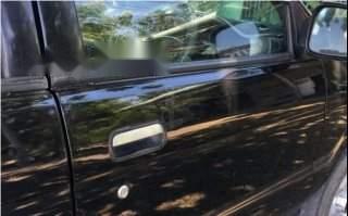 Isuzu Hi lander 2004 - Cần bán gấp Isuzu Hi lander năm sản xuất 2004, màu đen, nhập khẩu nguyên chiếc xe gia đình