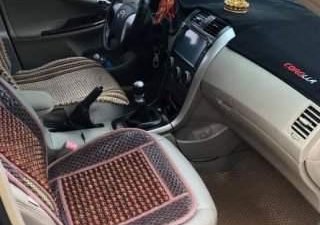 Toyota Corolla altis   2011 - Bán Toyota Corolla altis 2011, màu bạc, xe đẹp