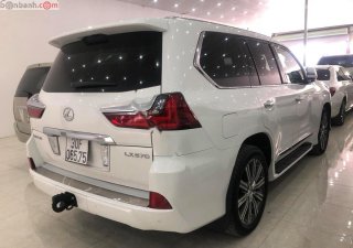 Lexus LX 570 2017 - Bán ô tô Lexus LX 570 đời 2017, màu trắng, nhập khẩu nguyên chiếc như mới