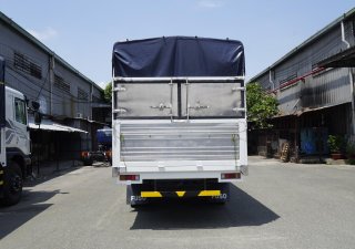 Genesis 2016 - Xe tồn - Fuso đời 2016 ga cơ 3T5 - 4T7 thùng 5m6