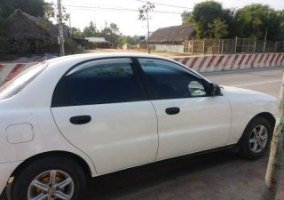 Daewoo Lanos 2003 - Bán Daewoo Lanos sản xuất 2003, màu trắng, xe nhập