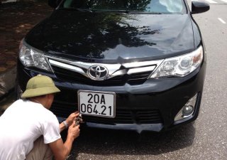 Toyota Camry XLE 2012 - Bán ô tô Toyota Camry XLE sản xuất 2012, màu đen, nhập khẩu nguyên chiếc chính chủ