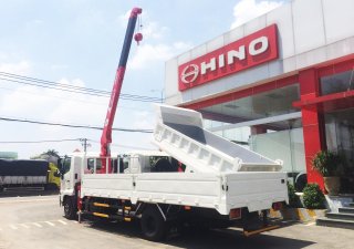 Hino 500 Series FC 2019 - Xe tải Hino 2019 6 tấn thùng lửng 6.1m gắn cẩu Unic URV344
