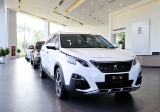 Peugeot 5008 2019 - Bán xe Peugeot 5008 đời 2019 màu trắng liên hệ 0938.80.50.40