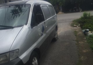 Hyundai Starex   2000 - Cần bán Hyundai Starex đời 2000, màu bạc, trọng tải 1000kg