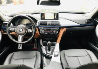BMW 3 Series 320i 2012 - Bán ô tô BMW 3 Series 320i đời 2013, màu xám, nhập khẩu nguyên chiếc 