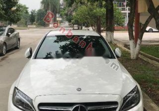 Mercedes-Benz C class  C200  2015 - Bán xe Mercedes C200 đời 2015, màu trắng, còn mới