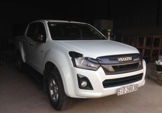 Isuzu Dmax  1.9MT 2018 - Cần bán gấp Isuzu Dmax 1.9MT sản xuất 2018, màu trắng, nhập khẩu nguyên chiếc số sàn giá cạnh tranh