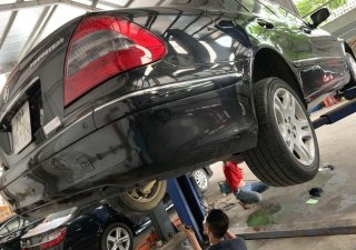 Mercedes-Benz E class  E280 2004 - Bán xe Mercedes E280 sản xuất năm 2004, màu đen, giá tốt