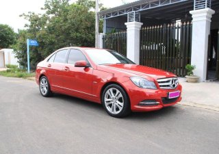 Mercedes-Benz C class  C200   2011 - Bán Mercedes C200 năm 2011, màu đỏ, xe gia đình 