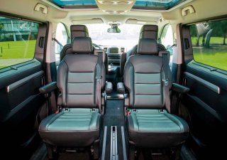 Peugeot Peugeot khác 2020 - Cần bán xe Peugeot Peugeot khác Traveller Luxury 2020, màu trắng, siêu ưu đãi