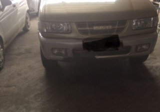Isuzu Hi lander 2004 - Bán Isuzu Hi lander năm 2004, màu vàng cát, xe nhập