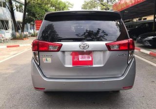 Toyota Innova  E  2017 - Bán Toyota Innova E sản xuất 2017, ĐK T1/2017, màu xám