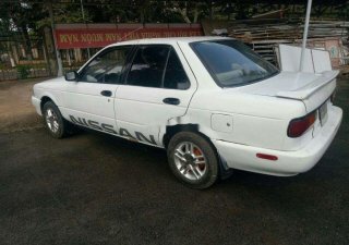 Nissan Sunny 1992 - Bán Nissan Sunny đời 1992, màu trắng, nhập khẩu nguyên chiếc