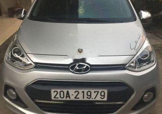 Hyundai Grand i10    2017 - Cần bán lại xe Hyundai Grand i10 năm 2017, màu bạc, xe nhập, giá tốt