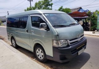 Toyota Hiace   2010 - Bán Toyota Hiace đời 2010, máy dầu, màu xanh ngọc