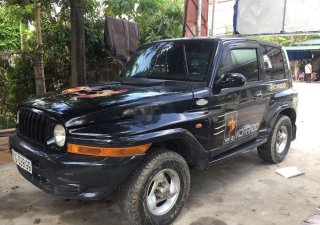 Ssangyong Korando 2000 - Cần bán Ssangyong Korando năm 2000, màu đen, xe nhập, giá tốt