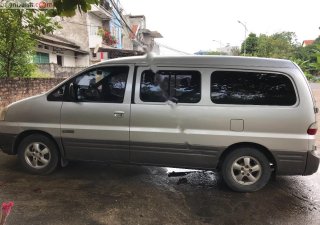 Hyundai Starex 2005 - Bán xe Hyundai Starex đời 2005, màu bạc, xe nhập chính hãng