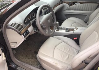 Mercedes-Benz E class 2007 - Cần bán Mercedes 2007, màu đen, 430tr xe còn mới nguyên