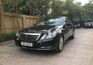Mercedes-Benz E class   2011 - Bán ô tô Mercedes E300 năm sản xuất 2011, xe nhập