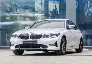 BMW 3 Series 2020 - Bán nhanh với chiếc BMW 3 Series 330i, sản xuất 2020, có sẵn xe, giao nhanh toàn quốc