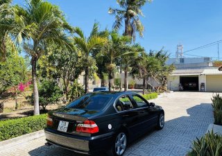 BMW 3 Series 2006 - Bán BMW 3 Series 325i năm 2006, màu đen chính chủ, giá tốt