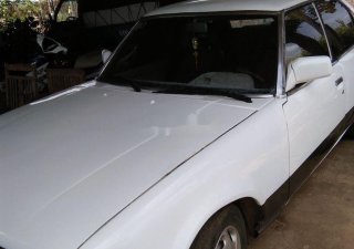 Toyota Corona   1982 - Bán xe Toyota Corona 1982, màu trắng, nhập khẩu nguyên chiếc