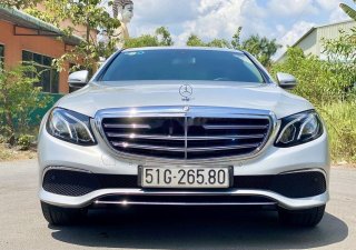 Mercedes-Benz E class 2017 - Bán xe Mercedes E200 sản xuất 2017