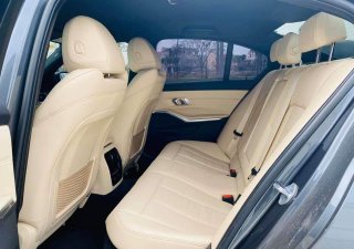 BMW 3 Series 330i 2019 - Bán ô tô BMW 330i đời 2019, màu xám, nhập khẩu