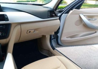 BMW 3 Series 320i   2014 - Cần bán lại xe BMW 3 Series 320i 2014, màu bạc, nhập khẩu chính chủ