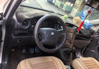 Kia Carens 2011 - Cần bán lại xe Kia Carens năm 2011, màu bạc, 280 triệu