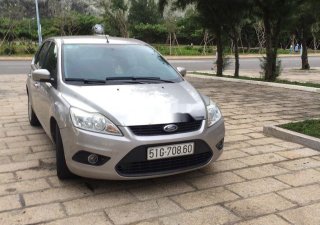 Ford Focus   2011 - Bán ô tô Ford Focus đời 2011, màu bạc, số tự động