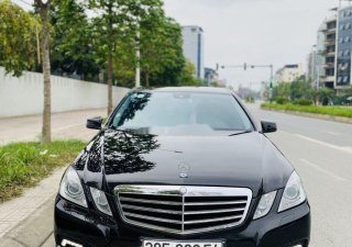 Mercedes-Benz E class  E250  2010 - Bán Mercedes E250 sản xuất 2010, màu đen, 619 triệu