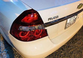 Chevrolet Aveo 2011 - Bán xe Chevrolet Aveo năm 2011, màu trắng, nhập khẩu nguyên chiếc xe gia đình, 210 triệu