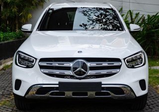 Mercedes-Benz GLC-Class 2020 - Bán nhanh chiếc xe Mercedes-Benz GLC 200 4Matic, sản xuất 2020, có sẵn xe, giao nhanh