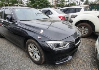 BMW 3 Series 2016 - Ngân hàng phát mãi tài sản chiếc BMW 3 Series 320i đời 2016, màu đen, nhập khẩu nguyên chiếc