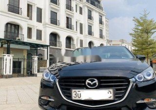 Mazda 3 2018 - Bán ô tô Mazda 3 sản xuất 2018, màu đen như mới, giá chỉ 648 triệu