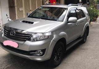 Toyota Fortuner 2015 - Bán Toyota Fortuner năm 2015, màu bạc, 710tr