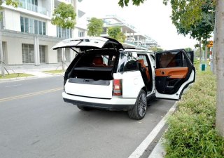 LandRover Autobiography LWB 5.0L  2016 - Cần bán LandRover Range Rover Autobiography LWB 5.0L năm sản xuất 2016, màu trắng, nhập khẩu số tự động