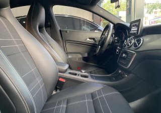 Mercedes-Benz CLA class   2015 - Cần bán lại xe Mercedes CLA đời 2015, màu trắng, nhập khẩu nguyên chiếc