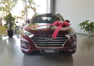 Hyundai Tucson 2020 - Bán ô tô Hyundai Tucson 2.0 tiêu chuẩn 2020, màu đỏ