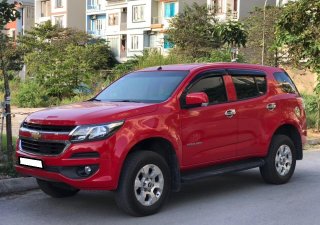Chevrolet Trail Blazer 2018 - Tôi cần bán Chevrolet Trailblazer 2018, tự động, máy dầu, màu đỏ