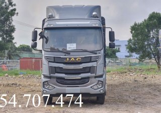 2021 - Cần bán xe JAC HFC đời 2021, màu xám, nhập khẩu