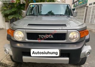 Toyota Fj cruiser   4.0 AT AWD   2010 - Bán Toyota Fj Cruiser 4.0 AT AWd 2010, màu bạc, nhập khẩu nguyên chiếc còn mới