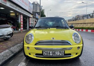 Mini Cooper 2007 - Cần bán gấp Mini Cooper sản xuất năm 2007, màu vàng, nhập khẩu nguyên chiếc