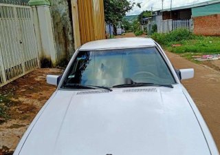 Mitsubishi Galant 1986 - Cần bán xe Mitsubishi Galant năm sản xuất 1986, màu trắng, nhập khẩu nguyên chiếc